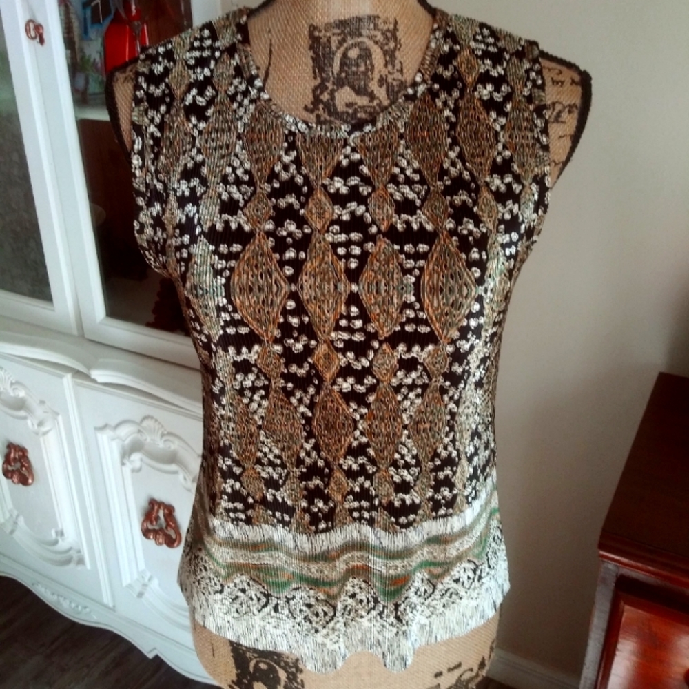 Plisse Woman's Top